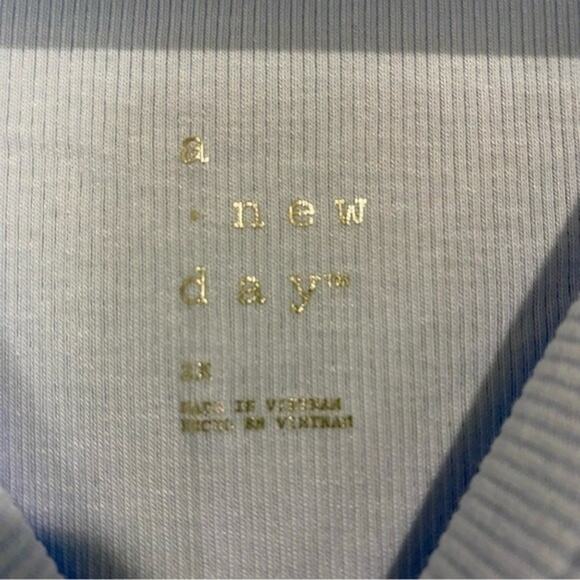 A New Day Women’s Basic Ribbed Tank Top Airy Blue NWT - Picture 4 of 7